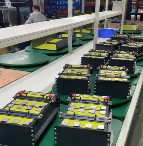 AGV battery manufacturer supplying LiFePO4 lithium packs for robots